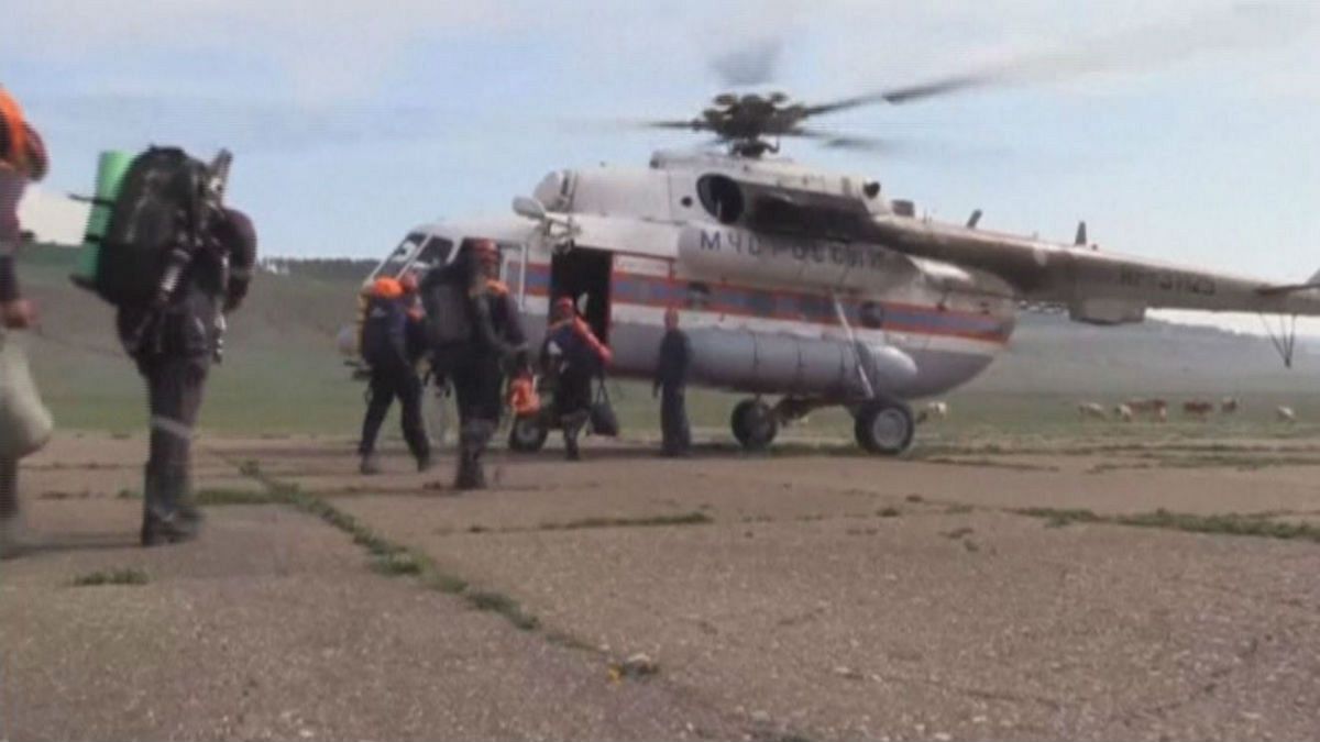 الإنقاذ الروسية تعثرعلى بقايا طائرة مكافحة الحرائق