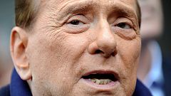 Silvio Berlusconi conquérant à sa sortie de l'hôpital