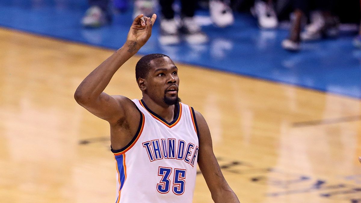 Durant leaves the Thunder to become a Golden Warrior