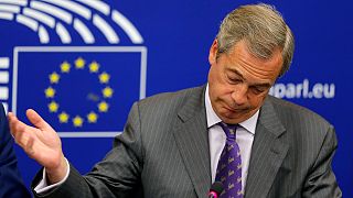 Nigel Farage moque toujours l'UE