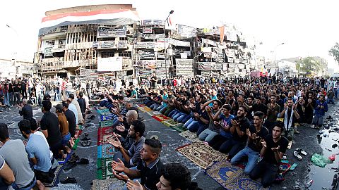 Messages of love around the world in Eid prayers