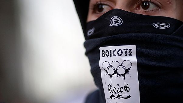 Brasilien: Lehrer protestieren gegen späte Lohnzahlungen und Olympia Brasilien: Lehrer protestieren gegen späte Lohnzahlungen und Olympia