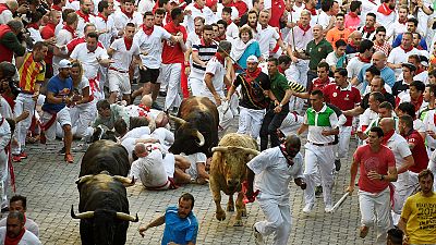 Festa di San Fermin a Pamplona, i tori alla prima corsa