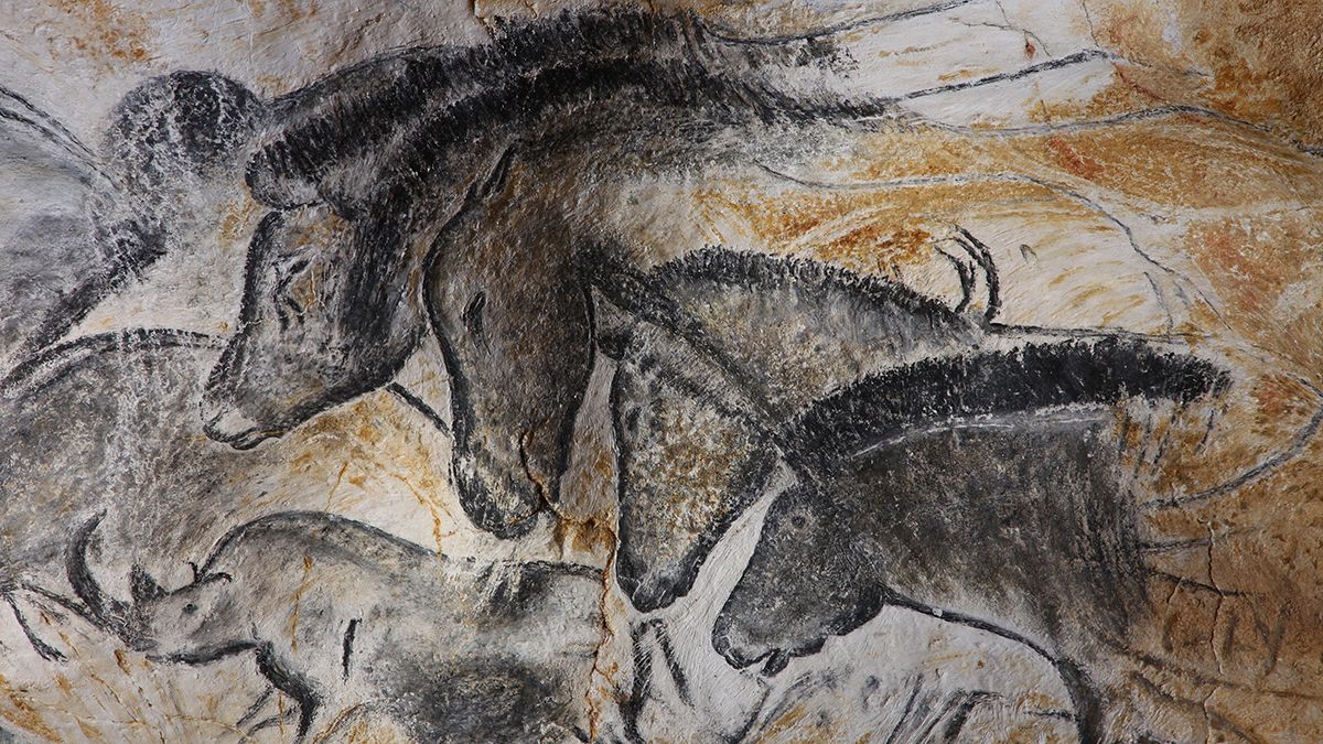 As obras de arte mais antigas do mundo na gruta Chauvet em França