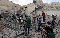 In Siria fine della tregua: il regime isola Aleppo, strage di civili a Idlib