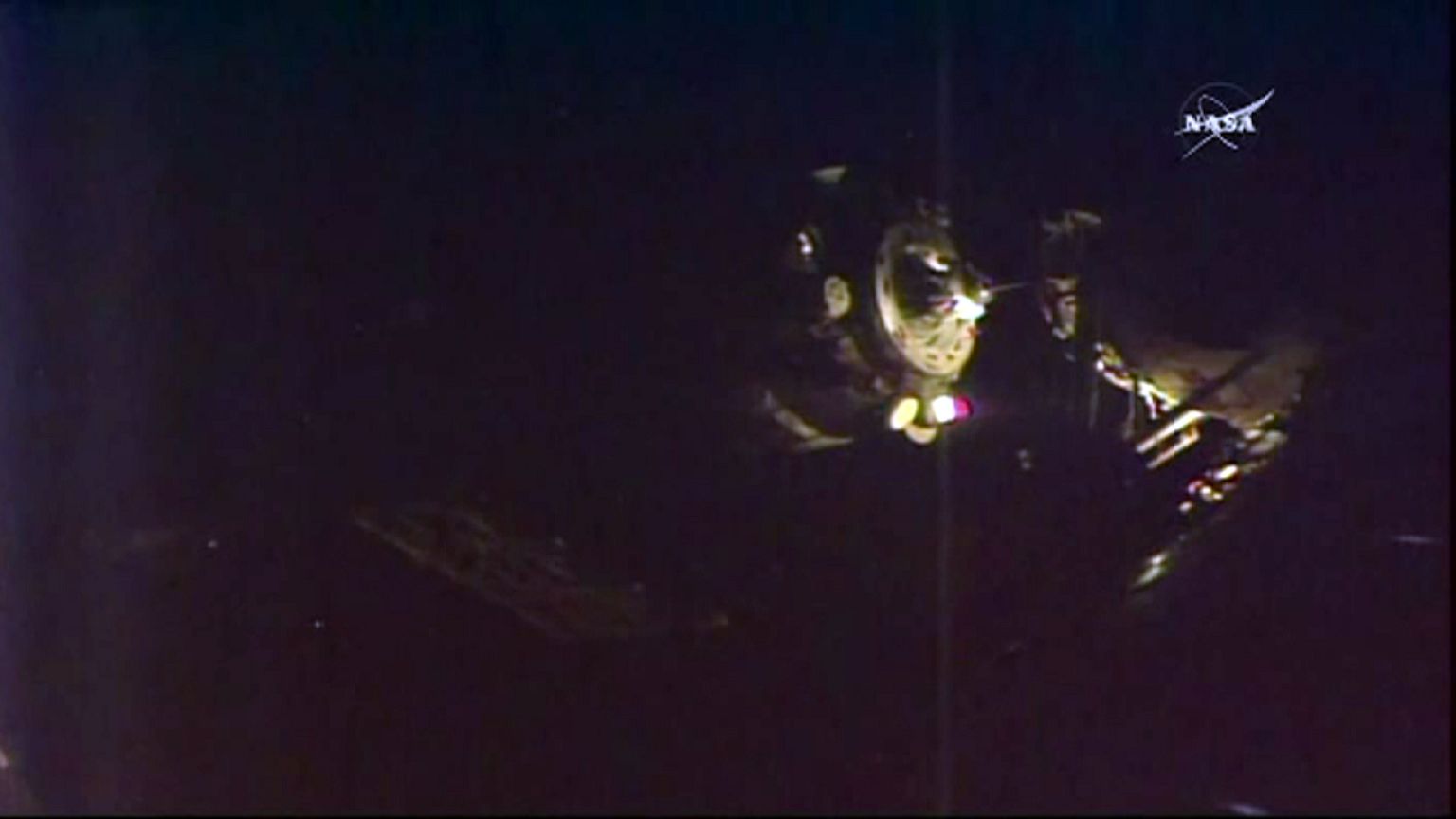 La nave tripulada rusa Soyuz MS-01 se acopla con éxito a la Estación Espacial Internacional