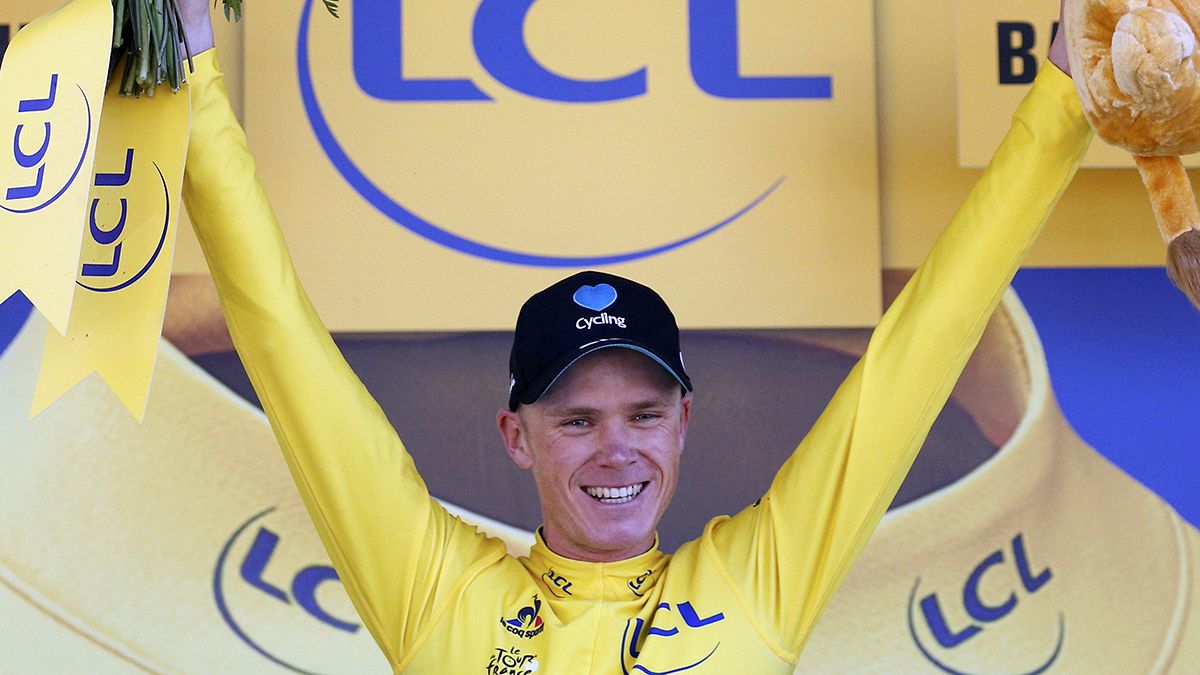 Chris Froome se convierte en el nuevo líder del Tour de Francia tras sorprender al pelotón en el Peysesourde