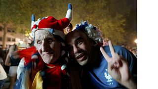 Finale Euro 2016 : l'enthousiasme gagne les fans des deux pays