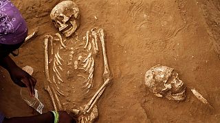 Arqueólogos anunciam descoberta de cemitério filisteu