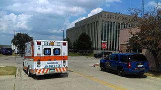 Two bailiffs and a gunman killed at US courthouse
