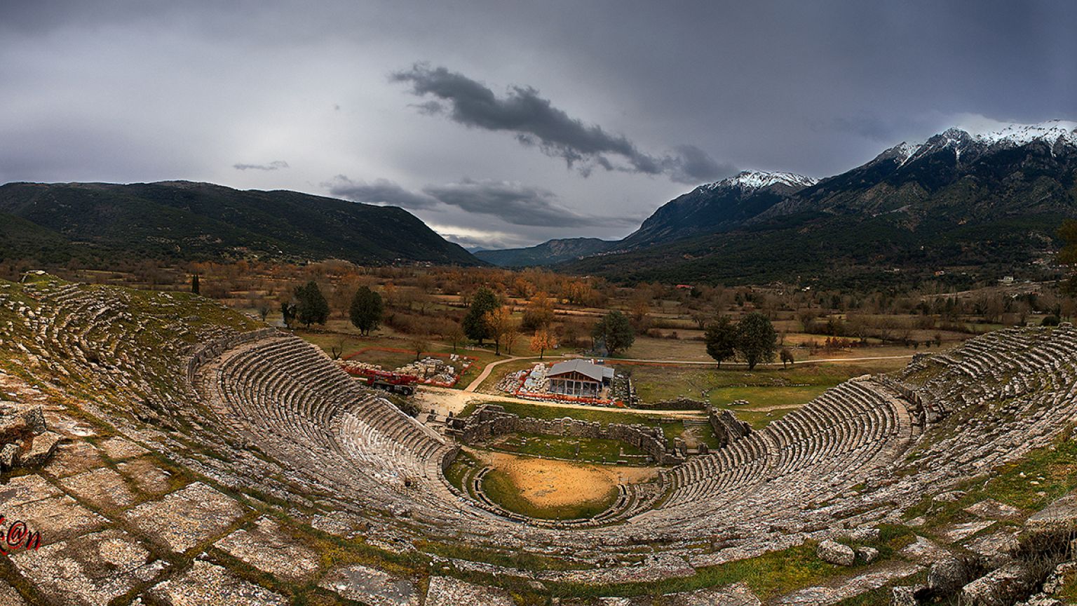 Αρχαία τραγωδία σε 7 γλώσσες στη Δωδώνη!