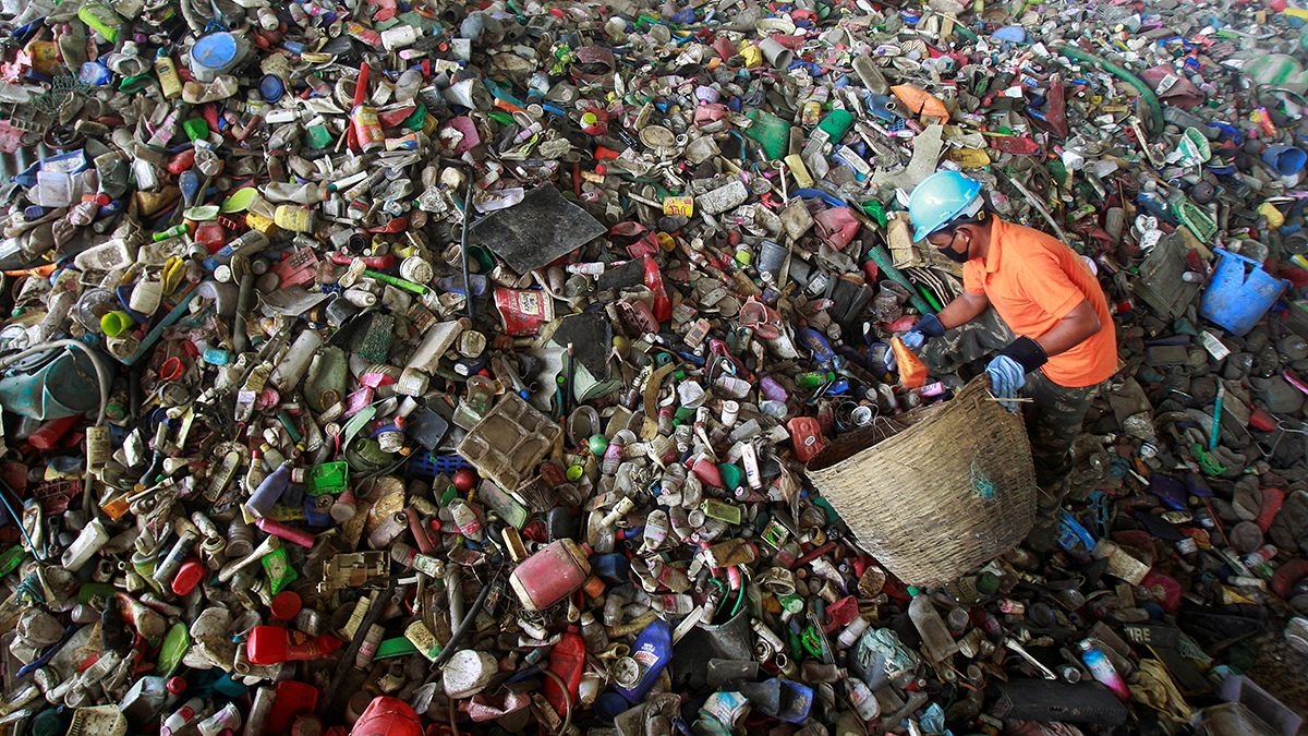 Марокканцы бунтуют против итальянского мусора