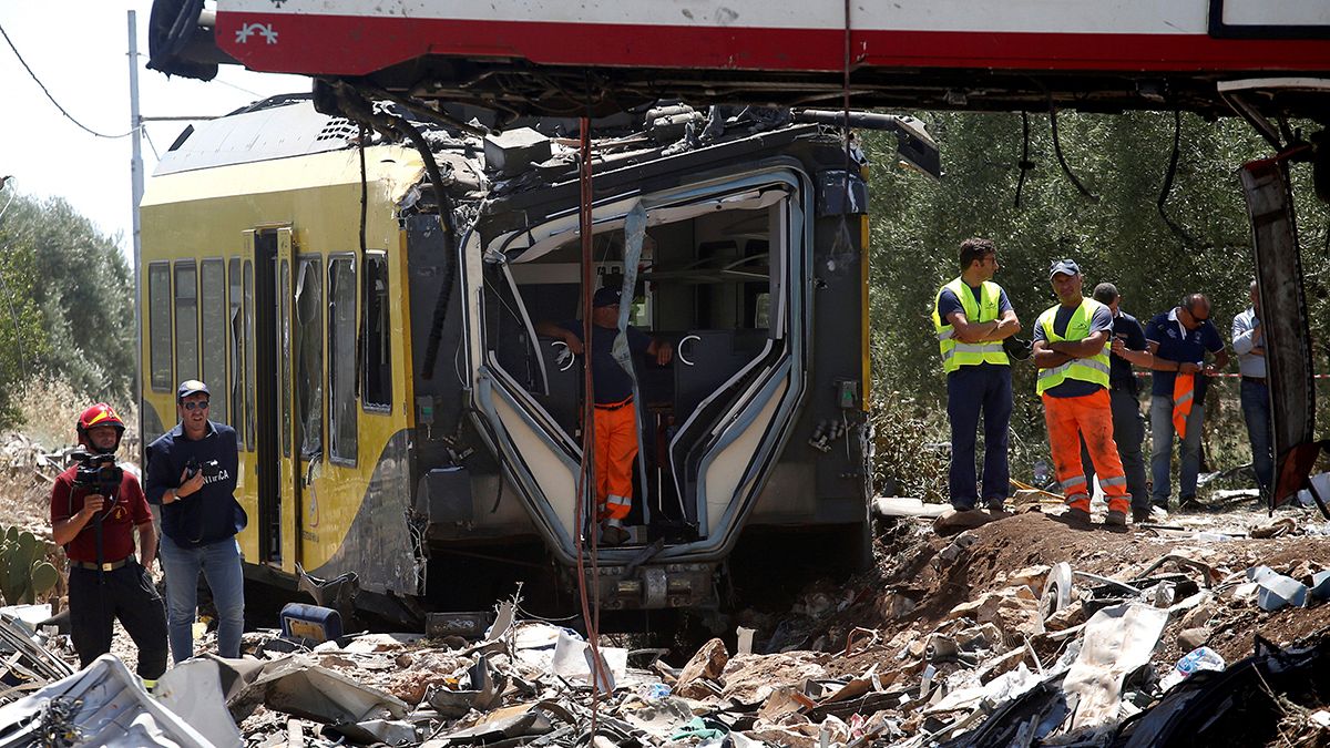 Salgono a 23 le vittime dell'incidente ai treni in Puglia
