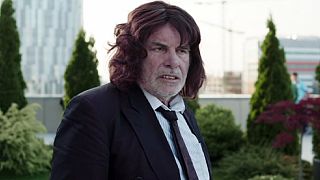 El actor Peter Simonischek intepreta a un padre excéntrico en "Toni Erdmann"