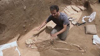 Antik Filistinli mezarı bulundu