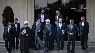 آیا دولت روحانی از اختیارات قانونی‌اش استفاده می‌کند؟