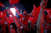 En Turquie, marée rouge et purge avancée