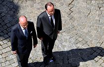 Французского премьера освистали в Ницце