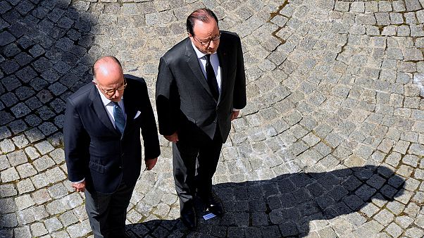 Nizza: a gyász csendje - a francia kormány lemondását követelő hangokkal Nizza: a gyász csendje - a francia kormány lemondását követelő hangokkal