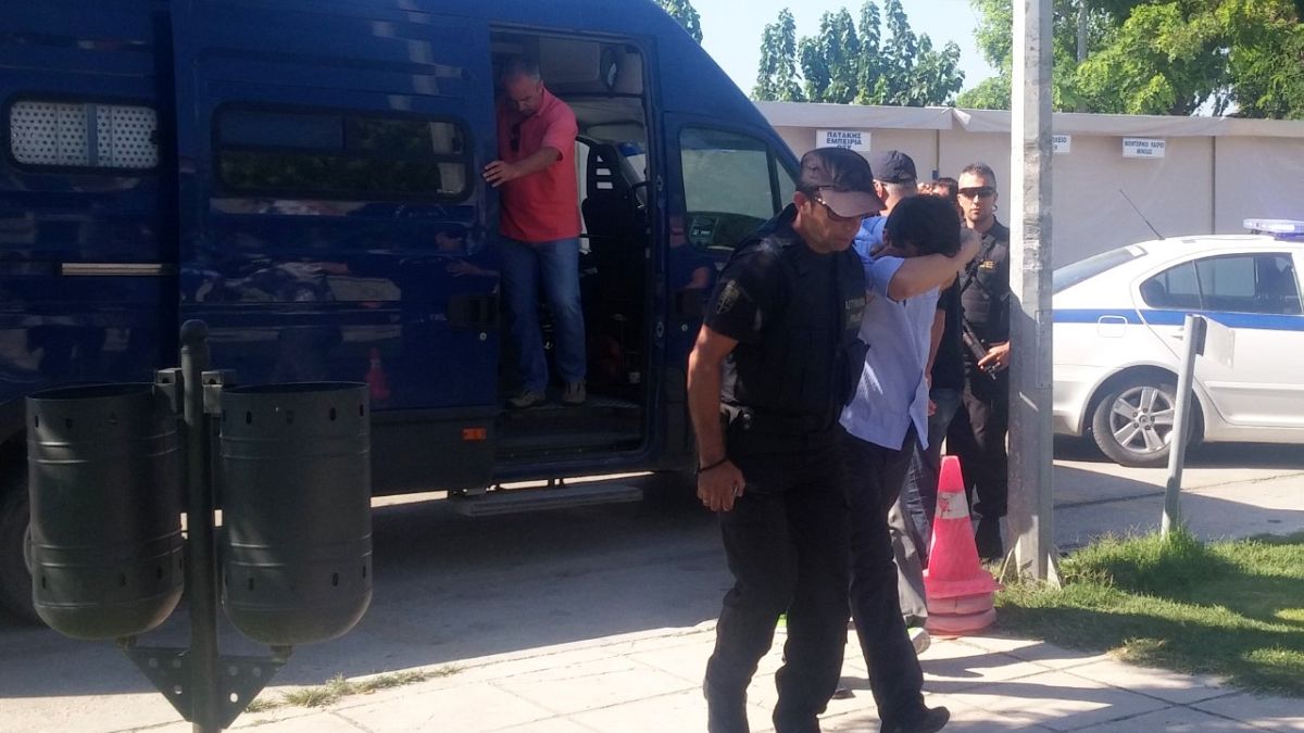 Αλεξανδρούπολη: Τριήμερη αναβολή της αυτόφωρης διαδικασίας για τους 8 Τούρκους στρατιωτικούς