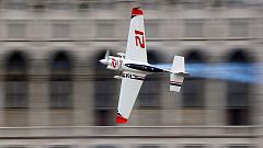 Red Bull Air Race : Dolderer triomphe à Budapest