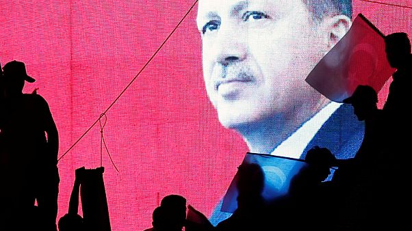 Τουρκία: Μαζικές εκκαθαρίσεις στον κρατικό μηχανισμό Τουρκία: Μαζικές εκκαθαρίσεις στον κρατικό μηχανισμό