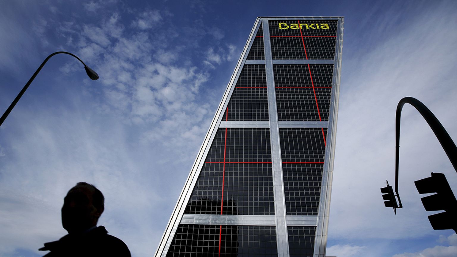 Banche spagnole, ancora in calo le sofferenze