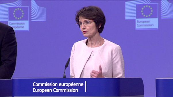 المفوضية الأوروبية تسعى لتحسين شروط العمل للعاملين خارج اوطانهم المفوضية الأوروبية تسعى لتحسين شروط العمل للعاملين خارج اوطانهم