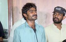 Пакистан: задушивший Кандил Балоч брат предстал перед судом