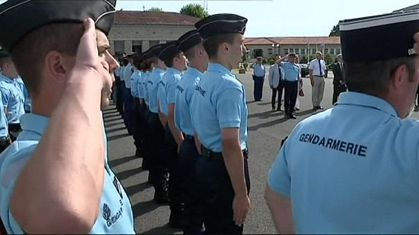 Marad a rendkívüli állapot Franciaországban Marad a rendkívüli állapot Franciaországban
