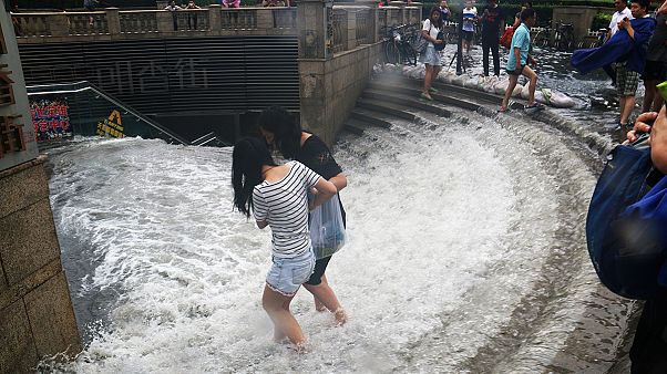 Heavy rain hits central and north China Heavy rain hits central and north China