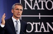 Kerry: "EEUU sigue plenamente comprometido con la OTAN"