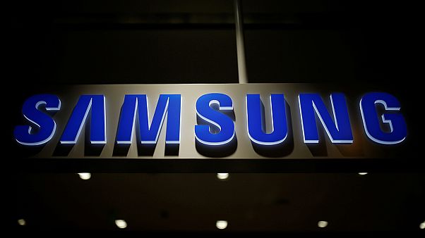 Samsung начал патентную войну с Huawei Samsung начал патентную войну с Huawei