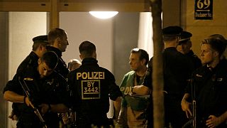 Alman polisinden Münih saldırganının evine baskın