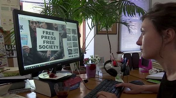 Turquia: emitidos 42 mandados de detenção contra jornalistas Turquia: emitidos 42 mandados de detenção contra jornalistas