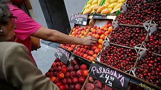 Espanha: Economia deverá crescer 2,9% este ano