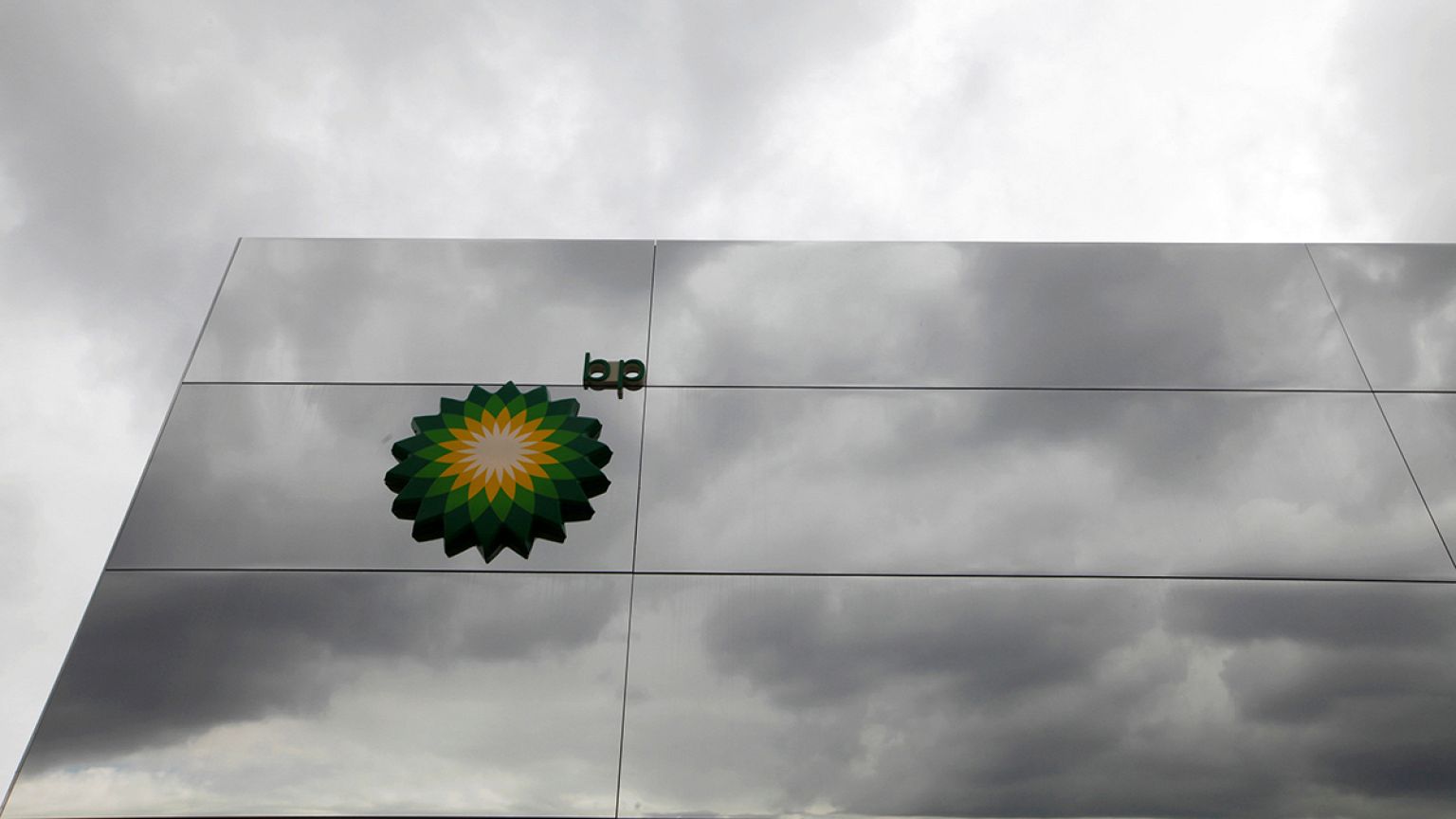 BP'nin kârında büyük düşüş