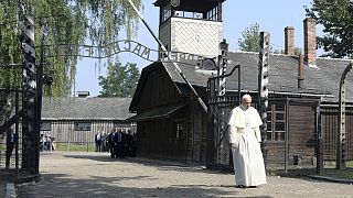 Ferenc pápa: a kegyetlenség nem ért véget a náci haláltáborokban