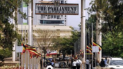 Une députée sans diplôme perd son siège au Parlement ougandais
