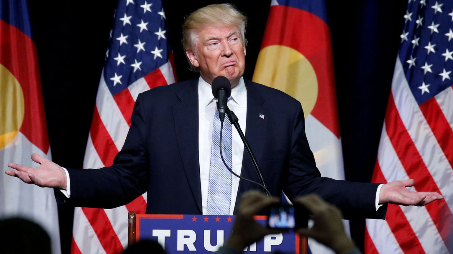 Trump insults killed Muslim soldier's parents