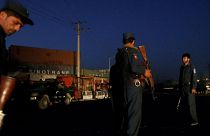 Explosion d'un camion piégé devant l'hôtel nortgate, un hôtel pour étrangers à Kaboul. Les talibans ont revendiqué l'opération.