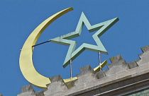 Valls contempla prohibir durante diez años la financiación extranjera a las mezquitas
