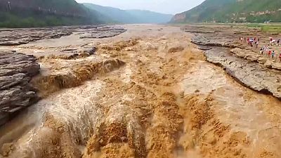 آبشار هوکو در چین