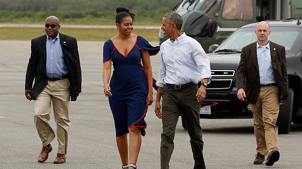 Obama se va de vacaciones antes de afrontar la recta final de la campaña electoral Obama se va de vacaciones antes de afrontar la recta final de la campaña electoral