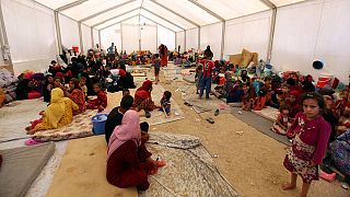 Musul'dan kaçanlar Kuzey Irak'taki kamplara yerleşiyor