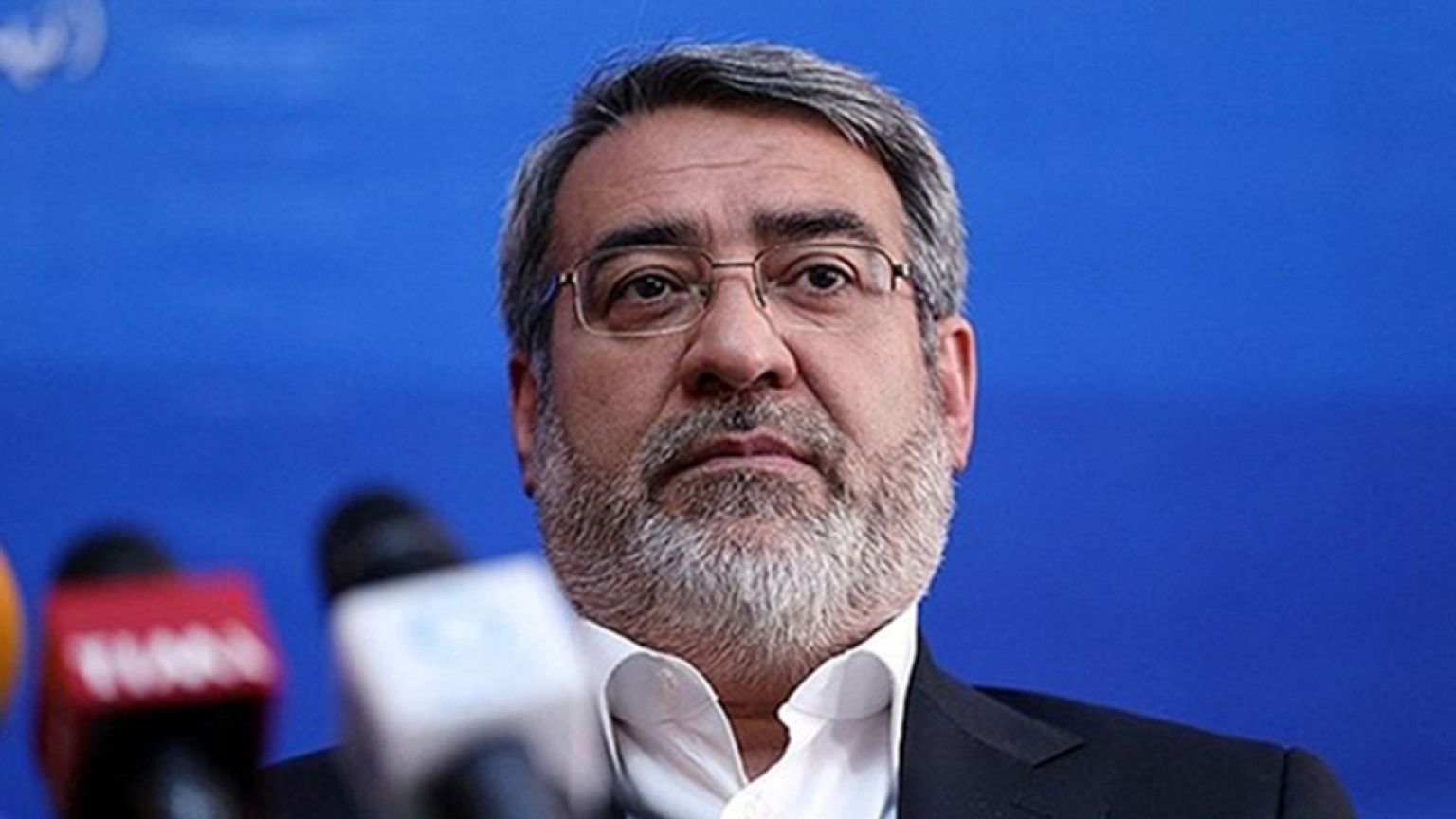 تذکر وزارت کشور به تجمعات غیر قانونی احمدی نژاد