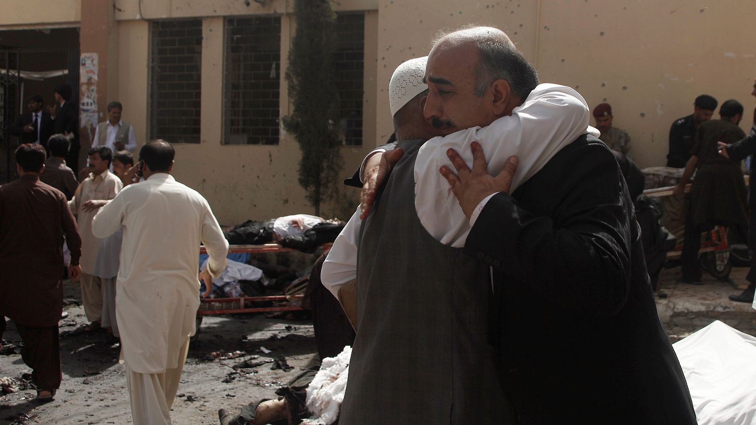 Les talibans et l'État islamique revendiquent l'attentat de Quetta