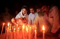 Duelo en Quetta tras el atentado suicida que dejó al menos 70 muertos