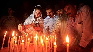 Pakistan mourns Quetta hospital bombing