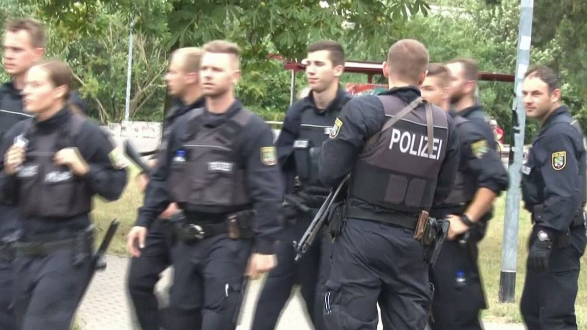 Police in Magdeburg, Germany searching for knife attacker